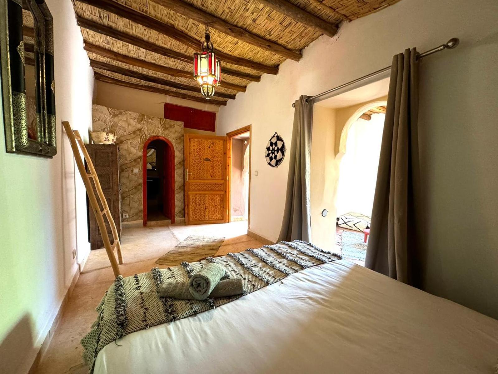 Hotel Jenny Lynn à Tazrou Extérieur photo